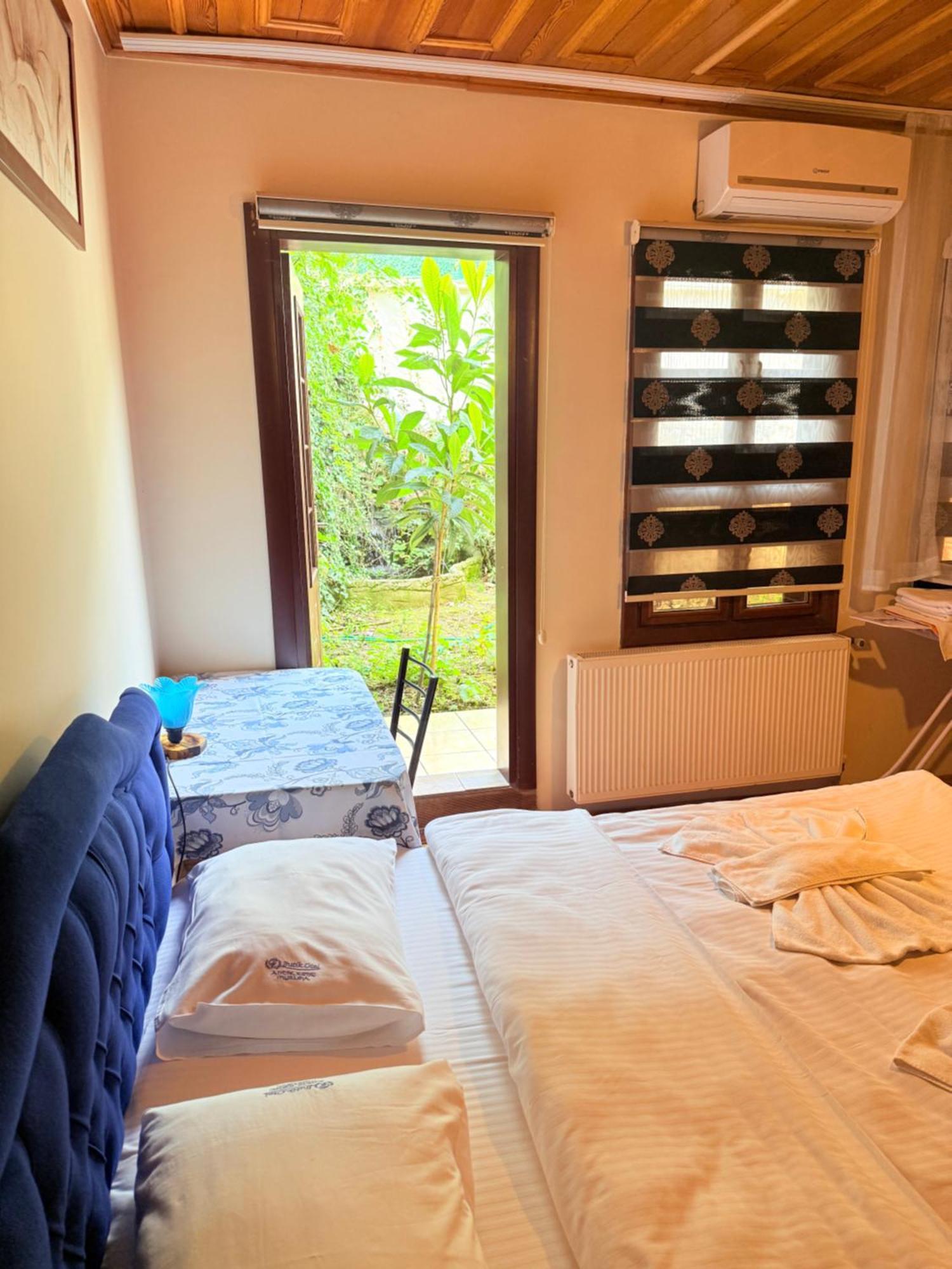 Oez Butik Otel Antik Kent Myrleia Μουδανιά Εξωτερικό φωτογραφία