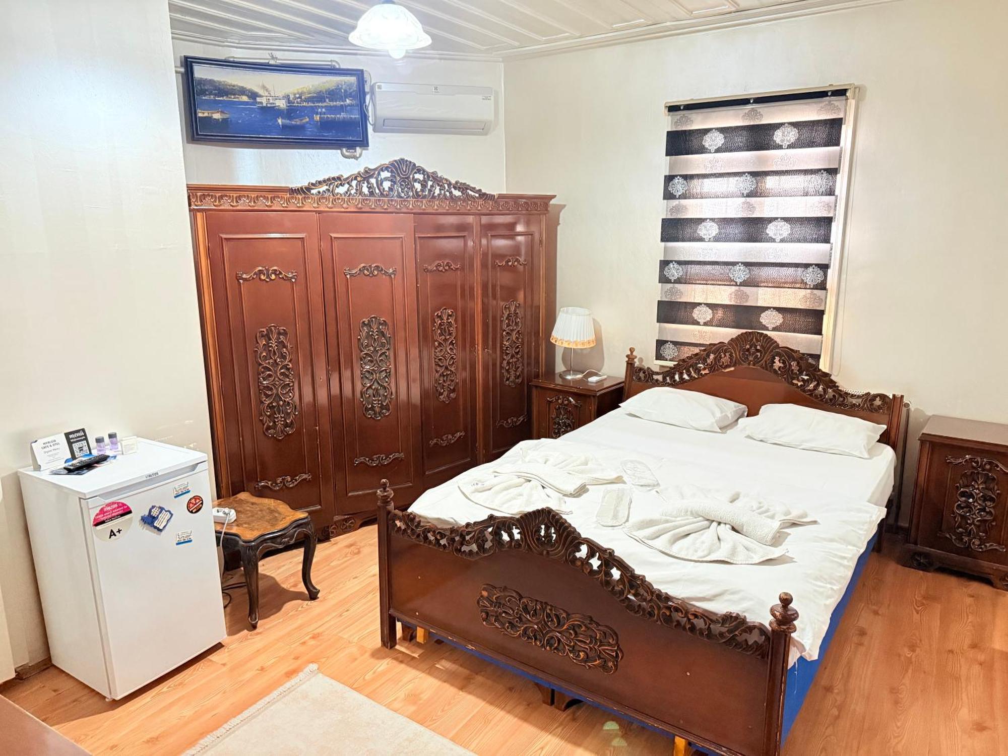 Oez Butik Otel Antik Kent Myrleia Μουδανιά Εξωτερικό φωτογραφία