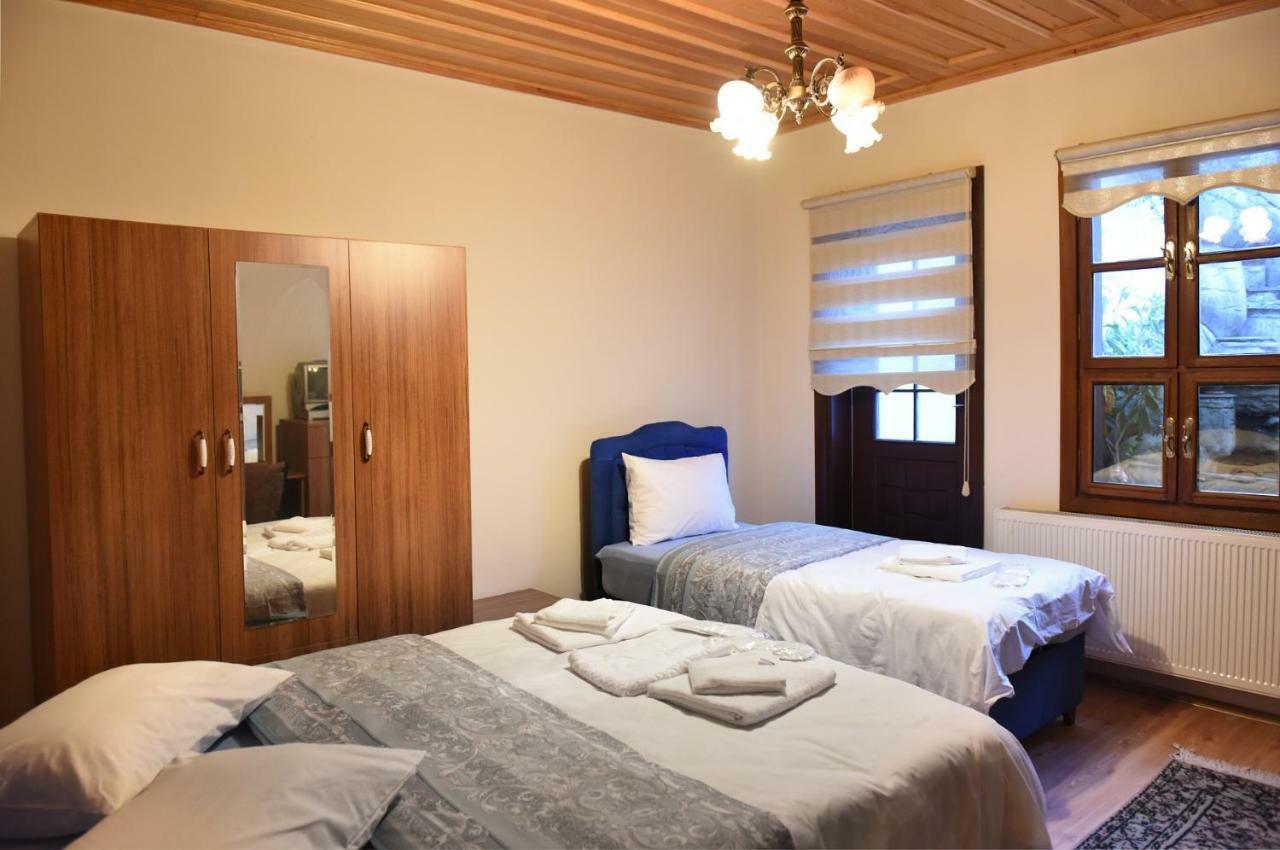 Oez Butik Otel Antik Kent Myrleia Μουδανιά Εξωτερικό φωτογραφία