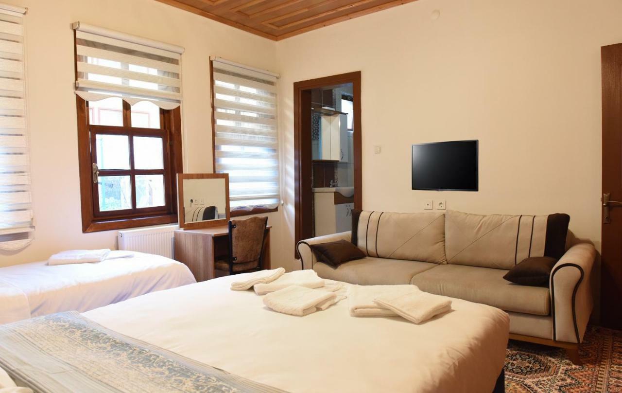 Oez Butik Otel Antik Kent Myrleia Μουδανιά Εξωτερικό φωτογραφία